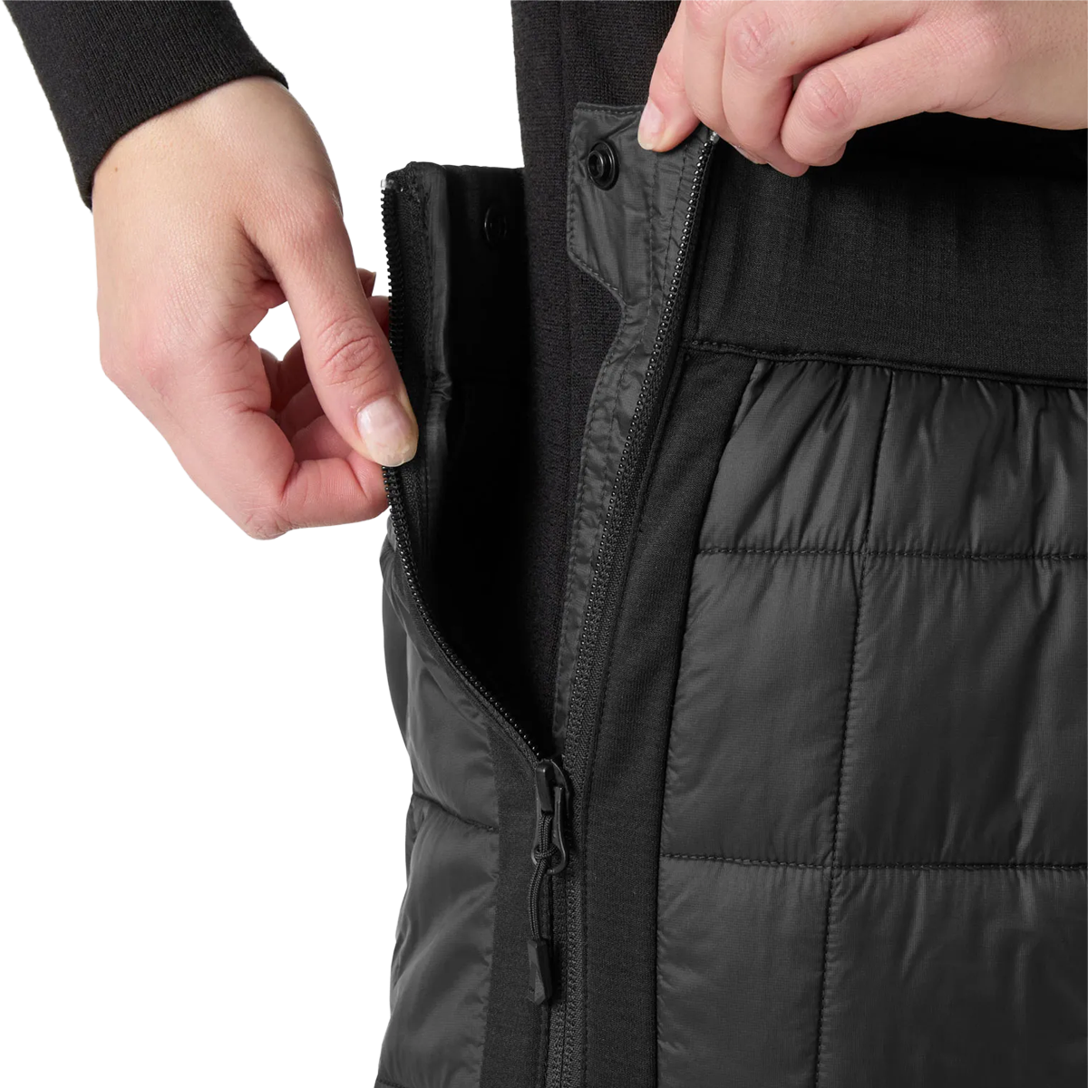 Helly Hansen Women's Lifaloft Insulator 3/4 Pant in Black zipper detail