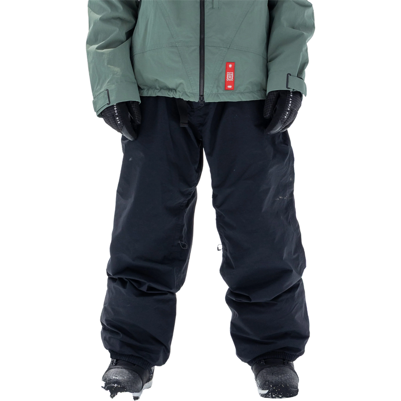 Men's Dojo Gore Tex Pant, 686 Men's Dojo Gore Tex Pant in Black on model