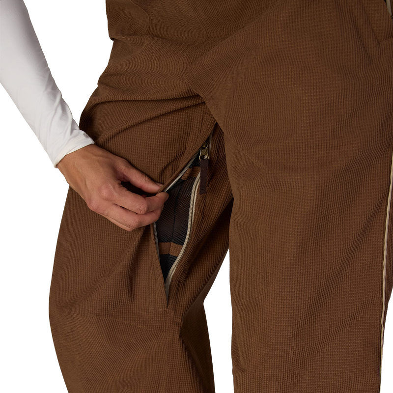 Women's Hellkat Pant, 686 Women's Hellkat Pant in Dark Earth Grid Corduroy with vent detail