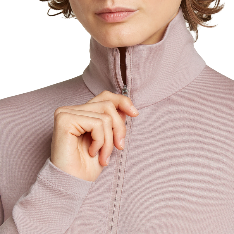 Helly Hansen Women's Merino 260 Oasis Long Sleeve Half Zip in Pink Quartz stitch and zipper detail
