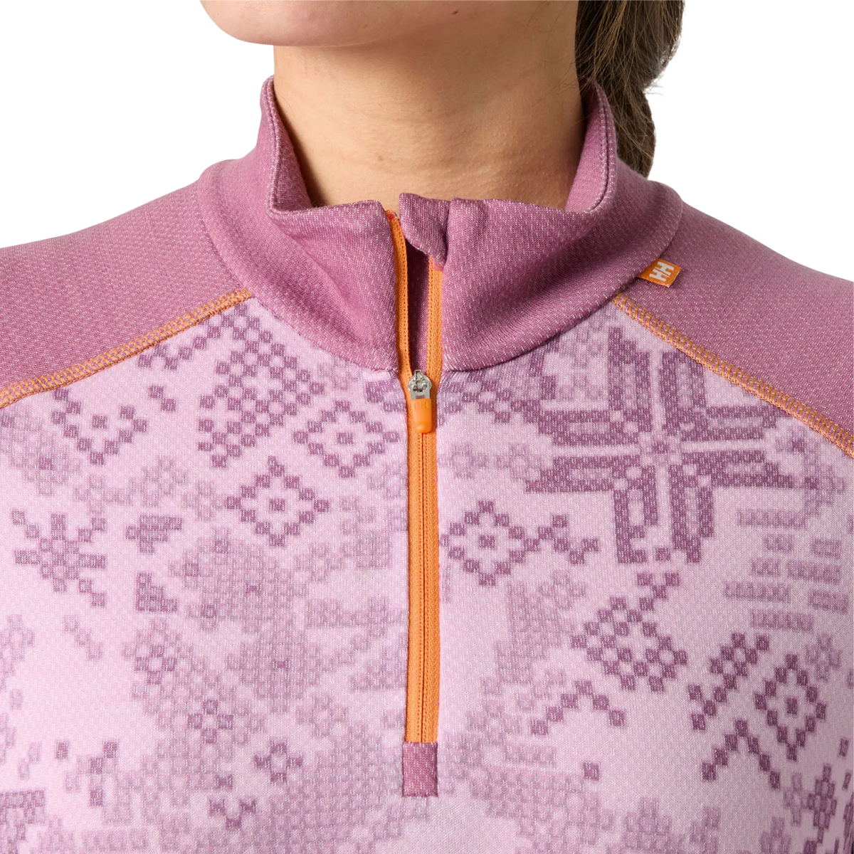 Helly Hansen Women's Lifa Merino Midweight Graphic 1/2 Zip in Cherry Blossom with zipper detail