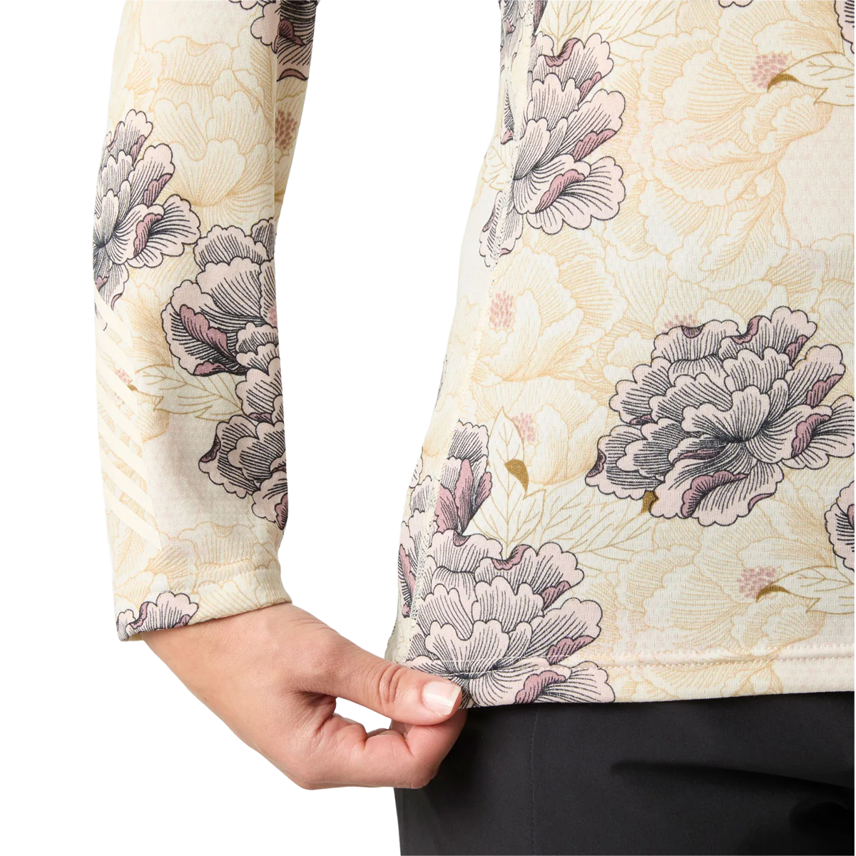 Helly Hansen Women's Lifa Active Crew in Purple Clay Sakura print detail