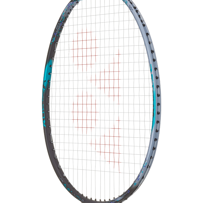 Yonex Astrox 88D Pro in Black Silver opposite side string detail
