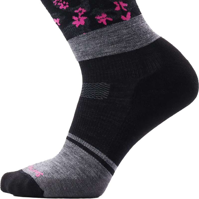 Women's Snowboard Targeted Cushion Wild Blossom OTC Socks, Smartwool Women's Snowboard Targeted Cushion Wild Blossom OTC Socks side close view