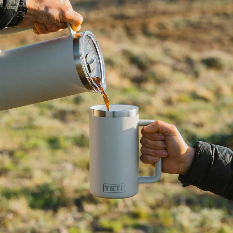 Yeti Rambler 24 oz Ceramic Lining Mug 2.0 Lifestyle outdoors with fluid