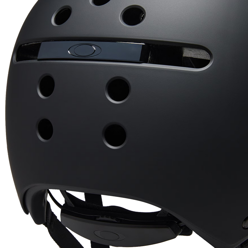 Oakley MOD PRK MIPS back of helmet with adjustable fit system and goggle system
