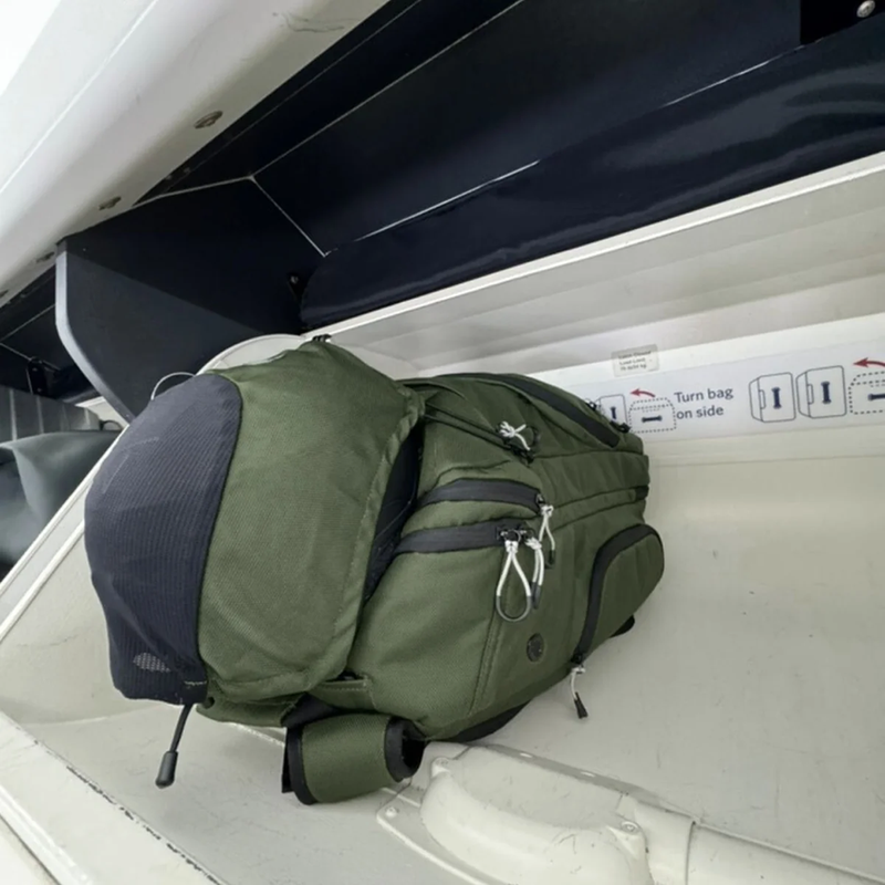 Diamant Weekend Warrior 2.0 40L in overhead carryon luggage storage