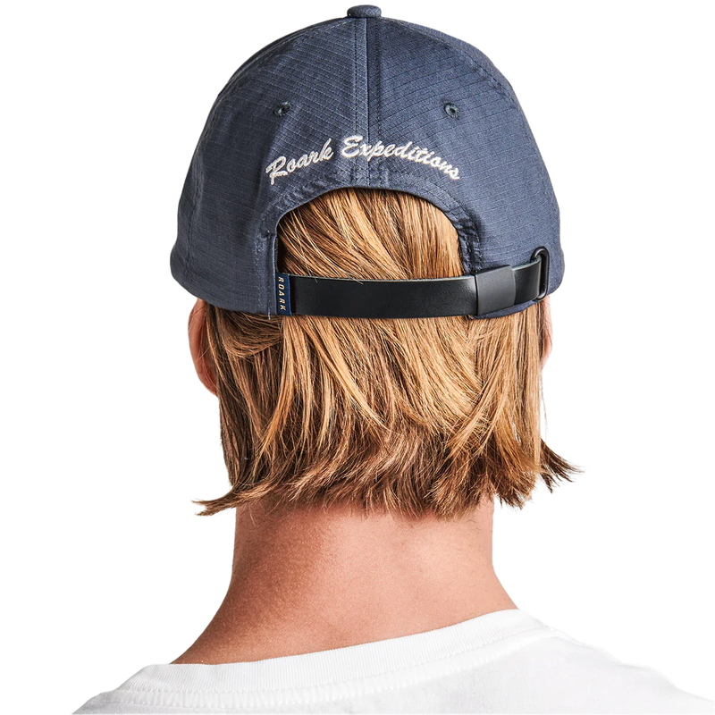 Campover Strapback, Roark Campover Strapback DNV-Dark Navy on model back