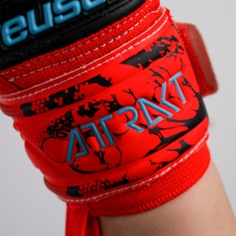 Youth Attrakt Silver 23 Glove, Reusch Youth Attrakt Silver 23 Glove 3333-Red/Black wrist logo