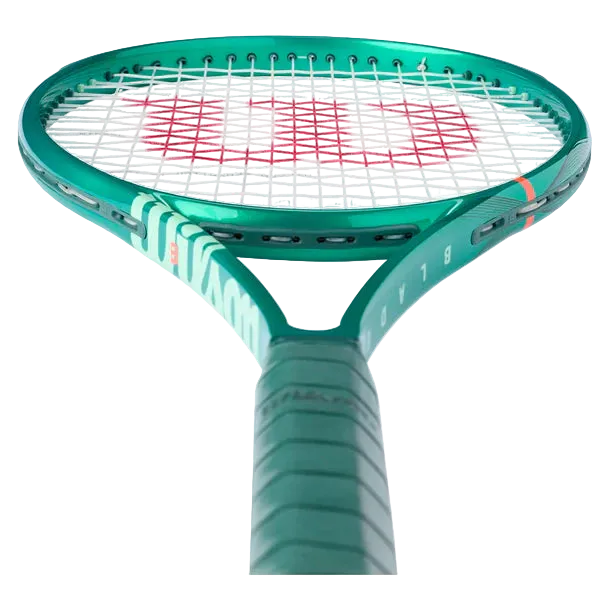 Wilson Blade 98 16x19 v10 Racket Demo, Wilson Blade 98 16x19 v10 Racket Demo