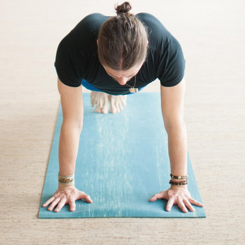 Para Rubber Yoga Mat, Hugger Mugger Para Rubber Yoga Mat under model
