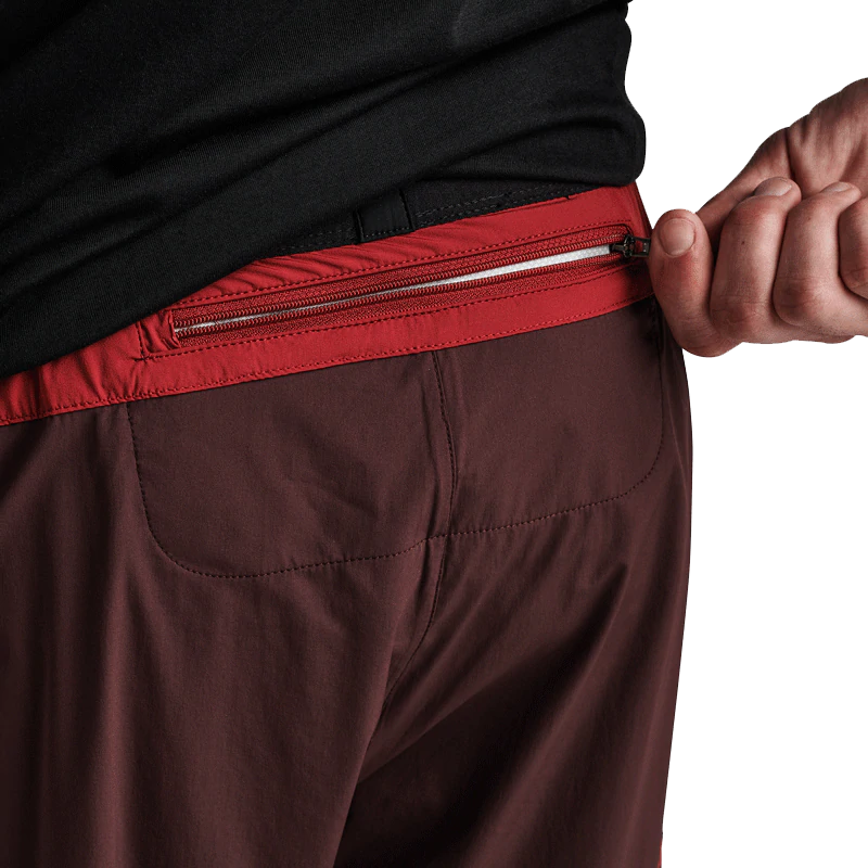 Men's Alta 7