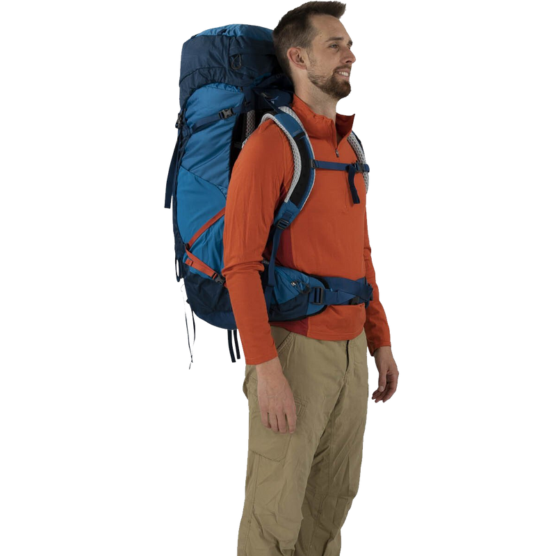 Atmos AG LT 65, Osprey Atmos AG LT 65 on model front