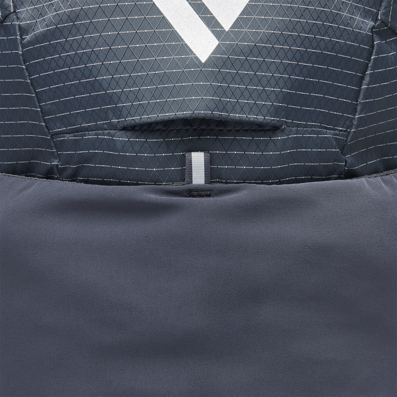 Pursuit Backpack 30L, Black Diamond Pursuit Backpack 30L front detail
