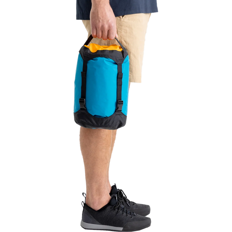 Evac Compression Dry Bag 8L, Sea to Summit Evac Compression Dry Bag 8L carry