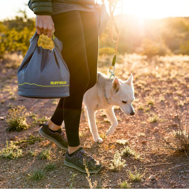 Kibble Kaddie Dog Food Travel Bag alternate view