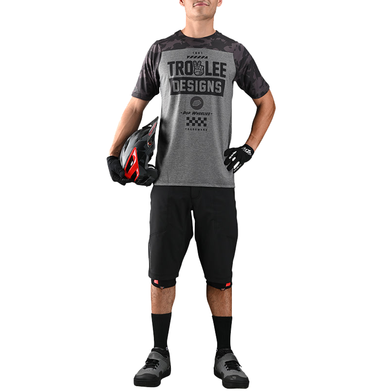 Men's Skyline Short w/Liner alternate view