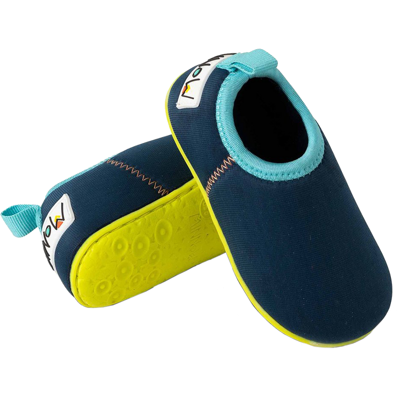 Minnow Designs Youth Flex Sole Swimmable Shoe (5-6) Watermelon