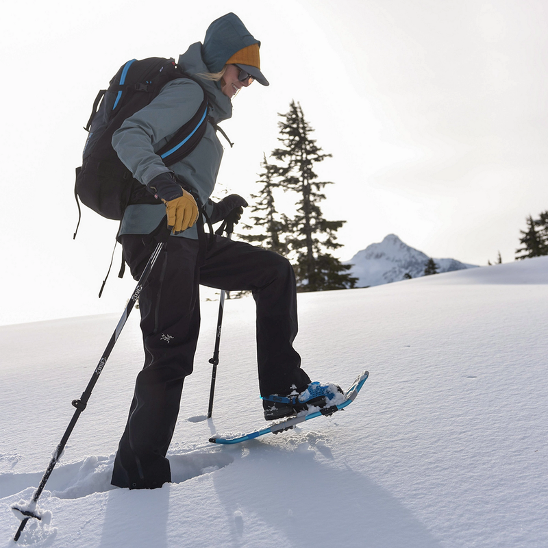 Women's Access, Atlas Snowshoes Women's Access One on model