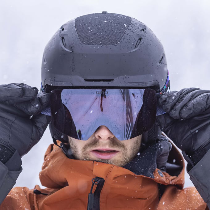 giro men's snowboard helmet Tor Spherical MIPS – Sports Basement